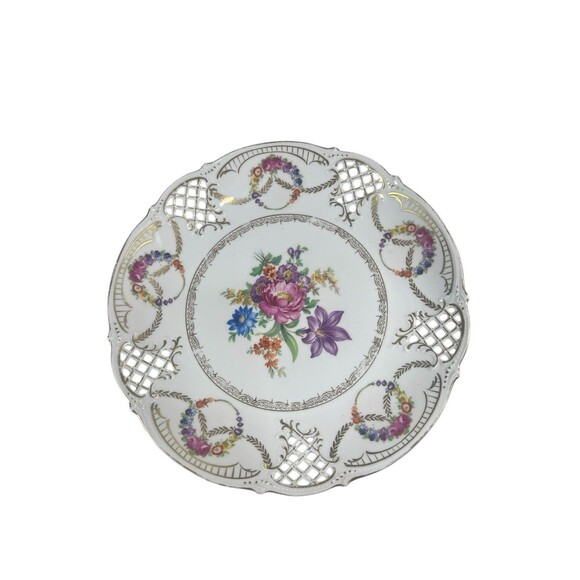 VTG Schumann Dresden Bavaria Dinner Plate White w/Floral & Gold Accents & Cutout